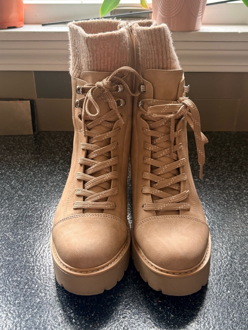 DV by Dolce Vita Tilly Boot. Knit Cuff, Zip-Up Heeled Boots in Sand Beige. - Picture 4 of 6